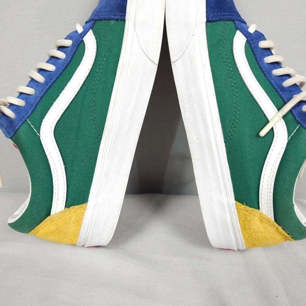 Vans minor signs
